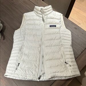 Patagonia Ivory Quilted Vest